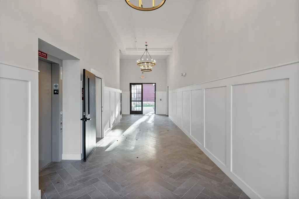 1 bed, 1 bath apartment for rent at 186 Bedford St Unit 204, Lexington — photo 7 of 10