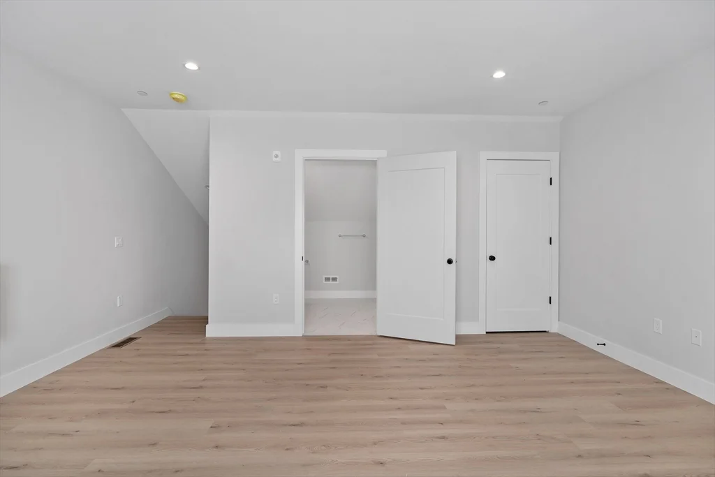 1 bed, 1 bath apartment for rent at 186 Bedford St Unit 210, Lexington — photo 12 of 19