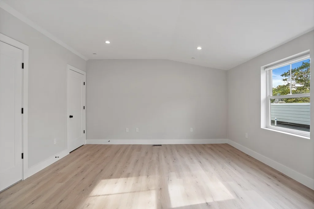 1 bed, 1 bath apartment for rent at 186 Bedford St Unit 210, Lexington — photo 10 of 19