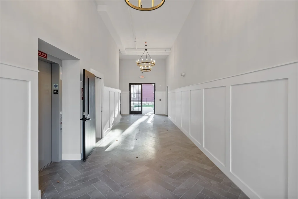 1 bed, 1 bath apartment for rent at 186 Bedford St Unit 210, Lexington — photo 16 of 19