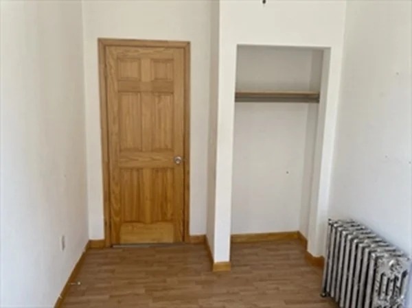 3 bed, 1 bath apartment for rent at 186 Billings St Unit 1, Quincy — photo 3 of 11