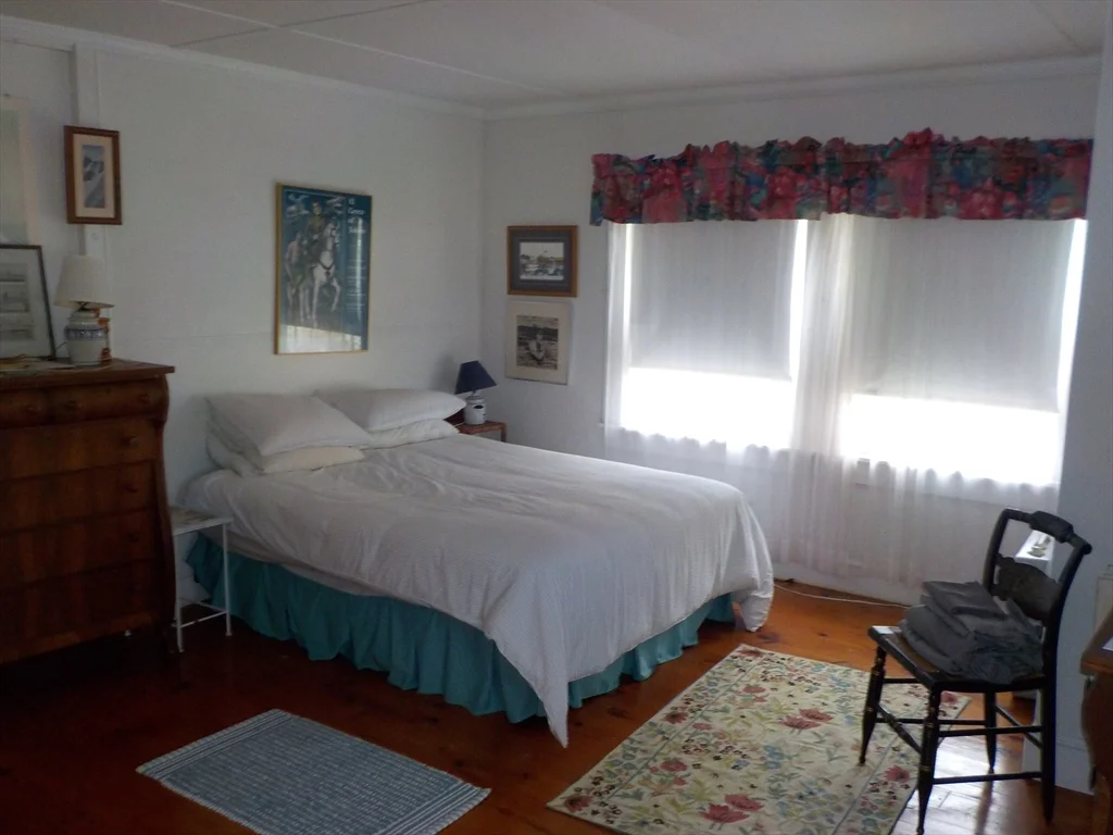 4 bed, 2 bath apartment for rent at 186 Brayton Point Rd, Acoaxet — photo 29 of 30