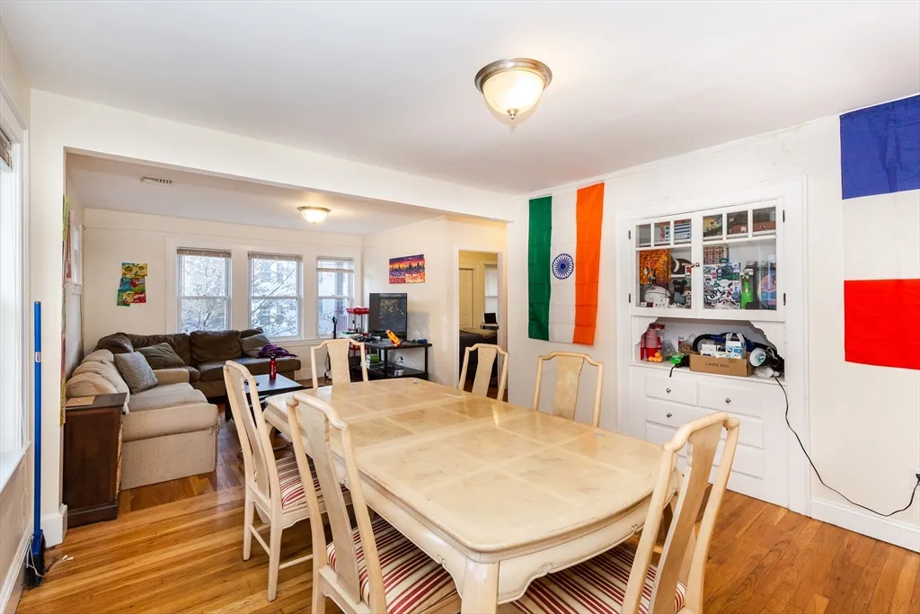 4 bed, 2 bath apartment for rent at 186 Calumet St Unit 186, Mission Hill — photo 2 of 13