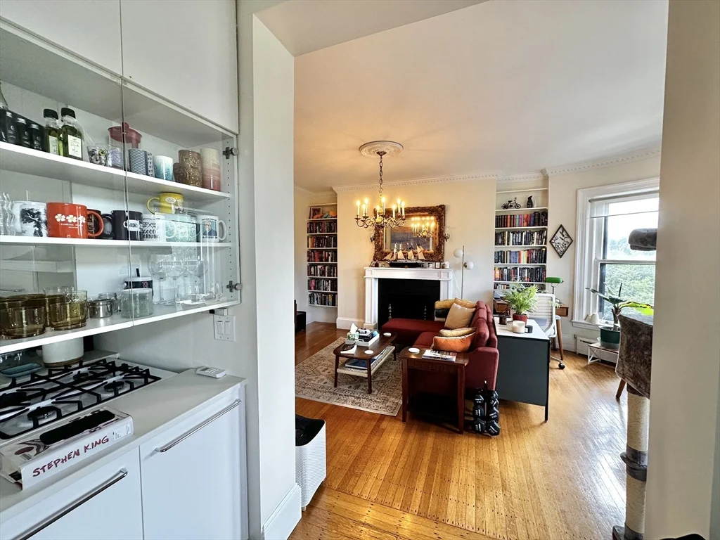 1 bed, 1 bath apartment for rent at 186 Commonwealth Ave Unit 53, Back Bay — photo 10 of 19