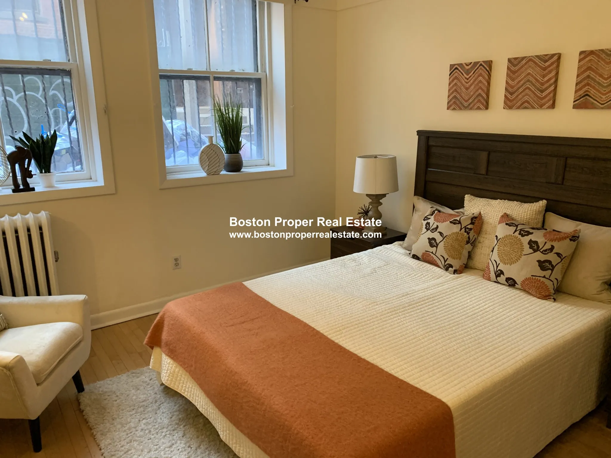 2 bed, 1 bath apartment for rent at 186 Commonwealth Ave Unit B2, Back Bay — photo 3 of 8
