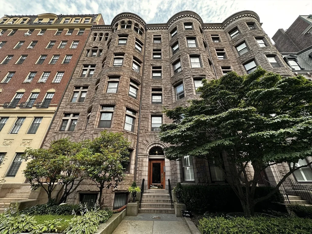 1 bed, 1 bath apartment for rent at 186 Commonwealth Unit 63, Back Bay — photo 11 of 11