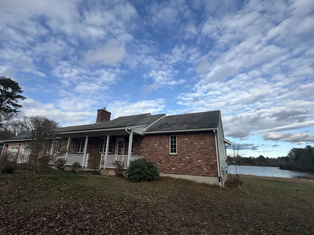 2 bed, 2 bath apartment for rent at 186 County Rd, West Wareham — photo 18 of 24