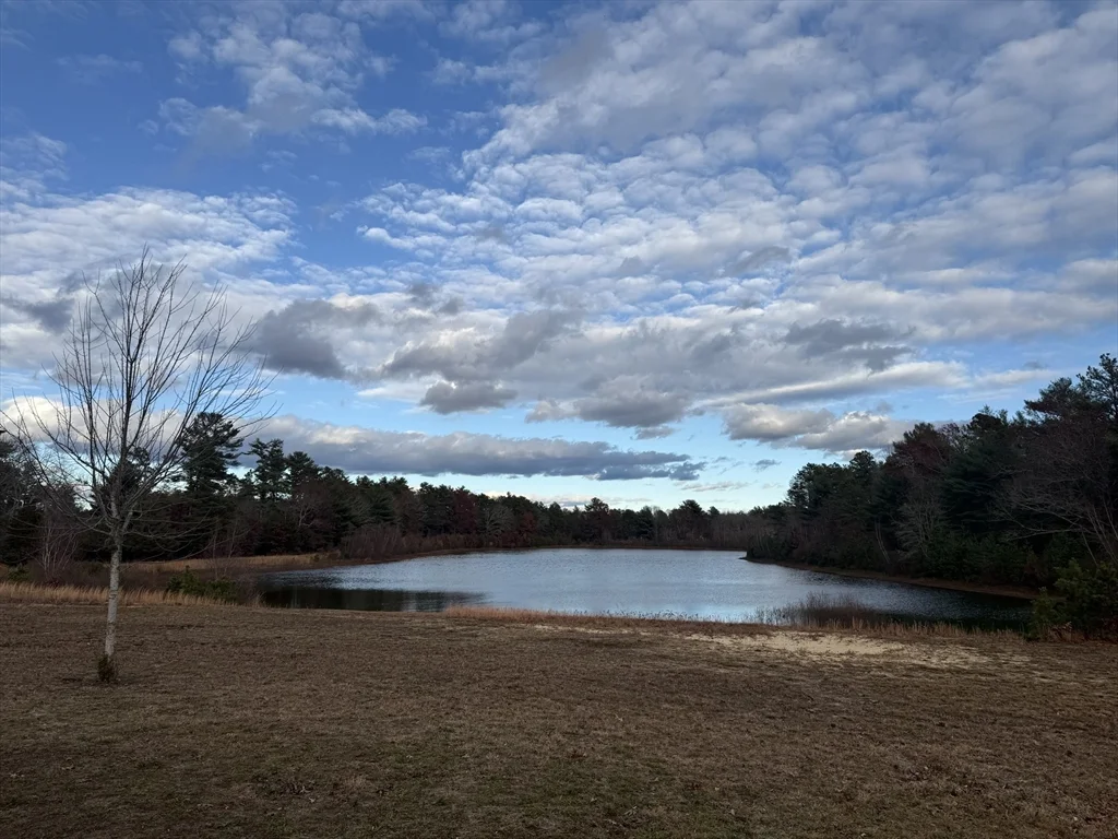 2 bed, 2 bath apartment for rent at 186 County Rd, West Wareham — photo 17 of 24