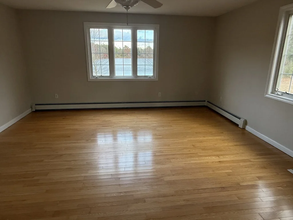 2 bed, 2 bath apartment for rent at 186 County Rd, West Wareham — photo 7 of 24