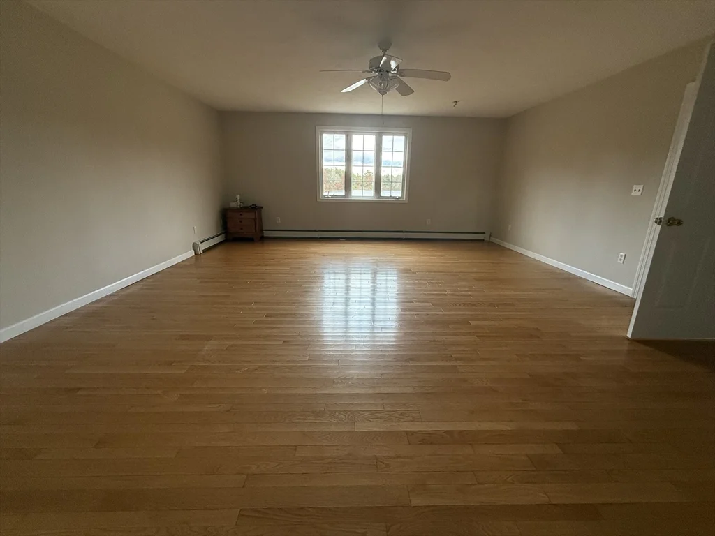 2 bed, 2 bath apartment for rent at 186 County Rd, West Wareham — photo 9 of 24