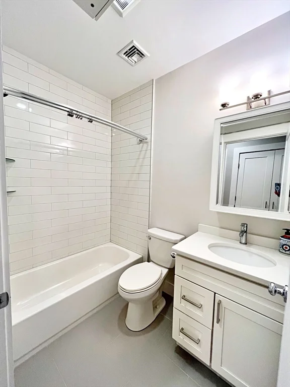 2 bed, 2 bath apartment for rent at 186 Havre St Unit 8, East Boston — photo 16 of 27