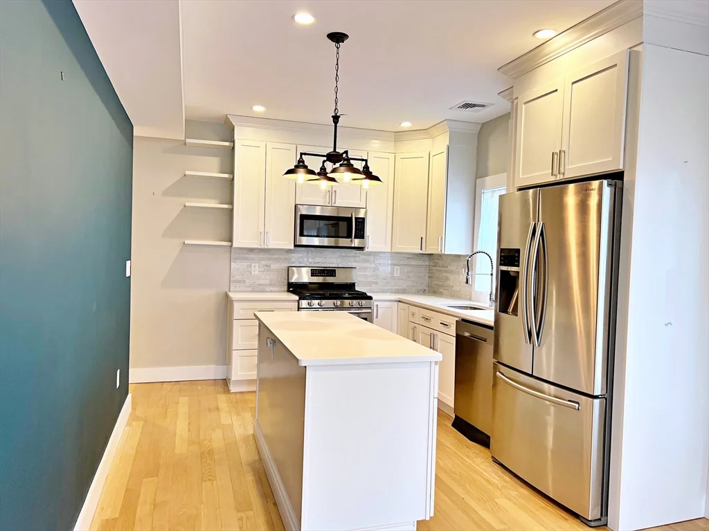 2 bed, 2 bath apartment for rent at 186 Havre St Unit 8, East Boston — photo 2 of 27