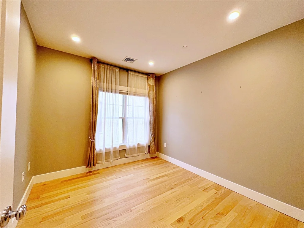 2 bed, 2 bath apartment for rent at 186 Havre St Unit 8, East Boston — photo 12 of 27