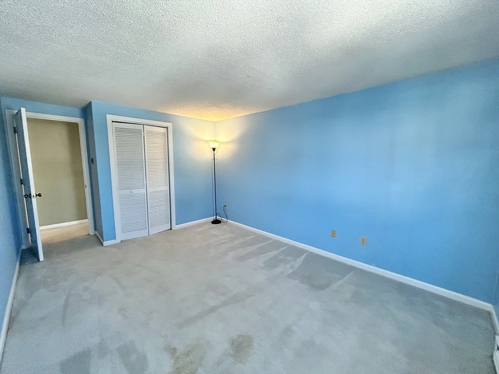 2 bed, 1 bath apartment for rent at 186 Heritage Dr Unit 186, Northbridge — photo 15 of 16