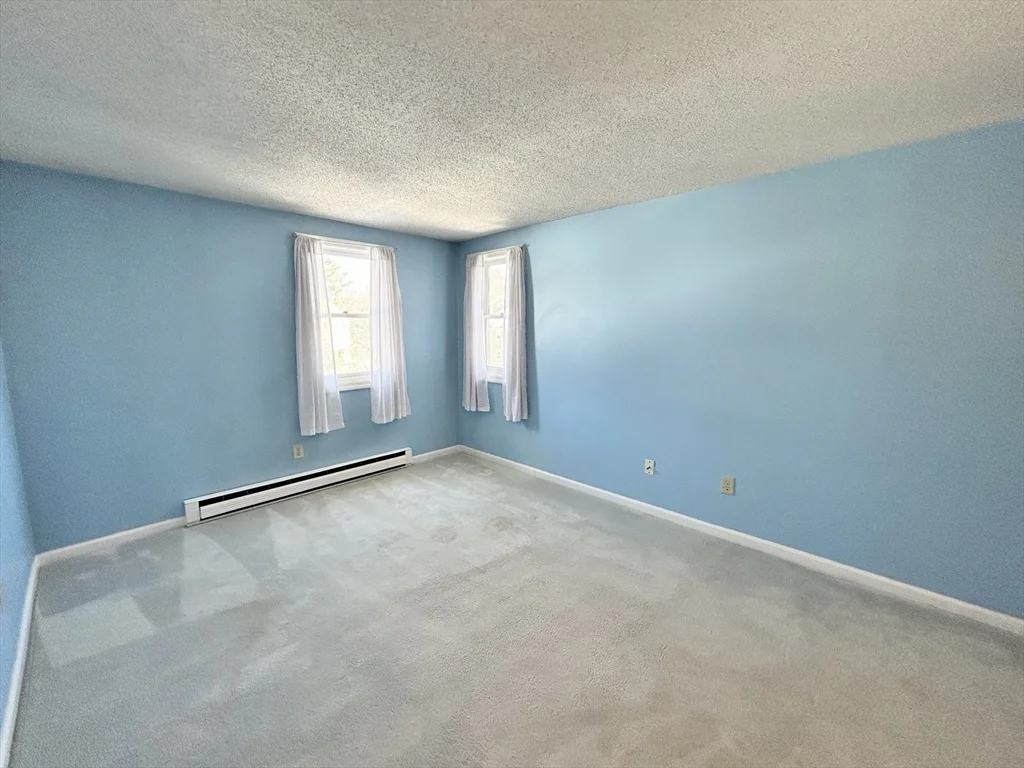 2 bed, 1 bath apartment for rent at 186 Heritage Dr Unit 186, Northbridge — photo 14 of 16