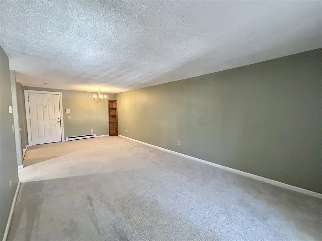 2 bed, 1 bath apartment for rent at 186 Heritage Dr Unit 186, Northbridge — photo 6 of 16