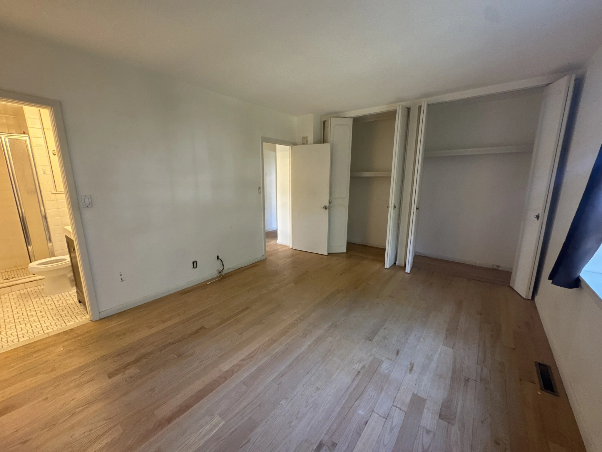 3 bed, 2 bath apartment for rent at 186 Lake Shore Rd Unit 1, Brighton — photo 14 of 18