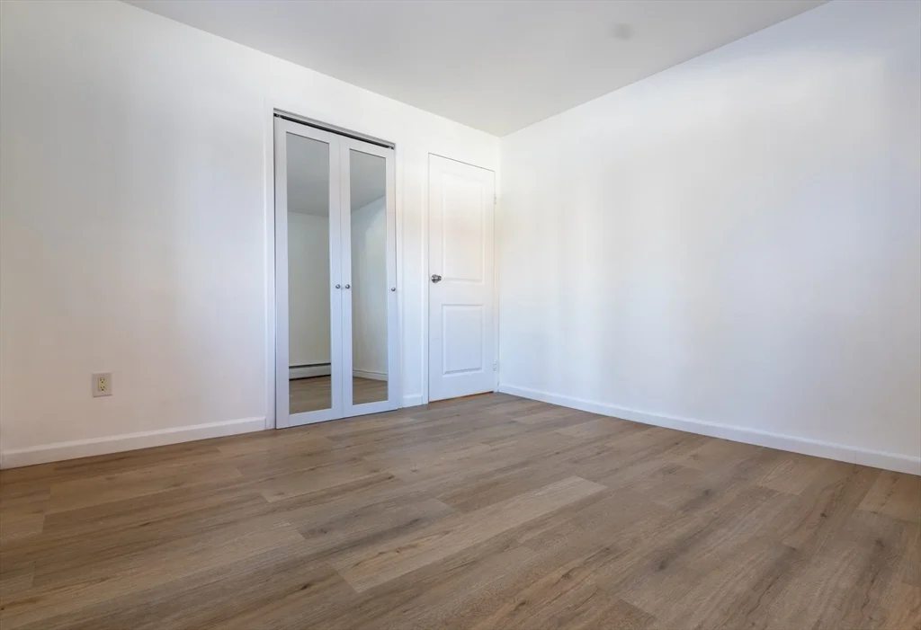 2 bed, 1 bath apartment for rent at 186 Lexington St Unit 3, Watertown — photo 9 of 12