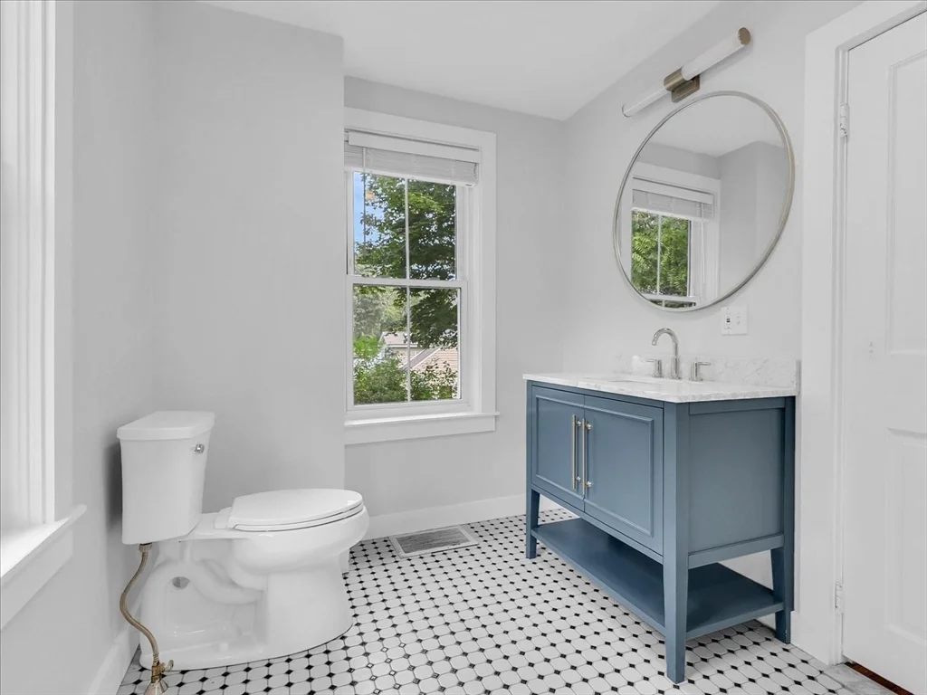 3 bed, 1 bath apartment for rent at 186 Main St Unit 1, Wayland — photo 14 of 23