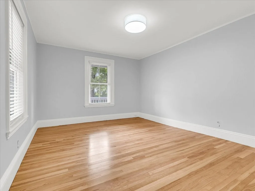 3 bed, 1 bath apartment for rent at 186 Main St Unit 1, Wayland — photo 8 of 23
