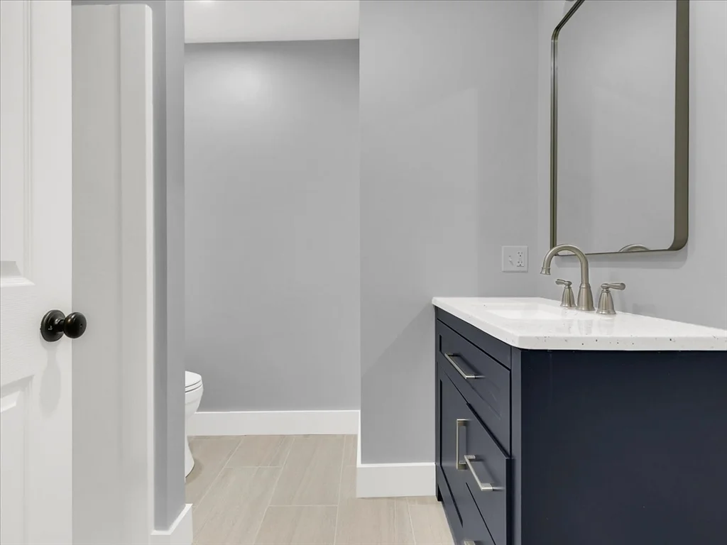 5 bed, 2 bath apartment for rent at 186 Main St Unit 2, Wayland — photo 19 of 20