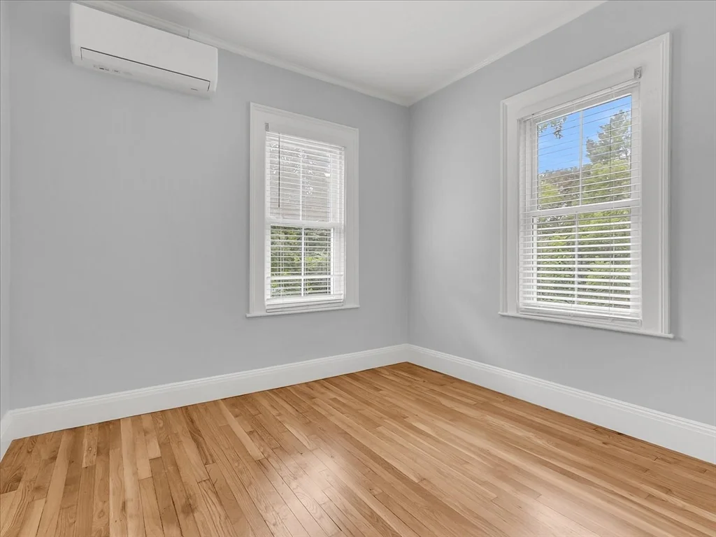 5 bed, 2 bath apartment for rent at 186 Main St Unit 2, Wayland — photo 6 of 20
