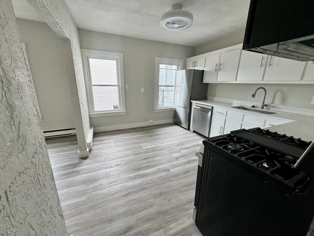 1 bed, 1 bath apartment for rent at 186 Marion Unit 2, East Boston — photo 2 of 8