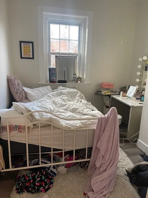 3 bed, 1 bath apartment for rent at 186 Naples Rd Unit 1, North Brookline — photo 5 of 10