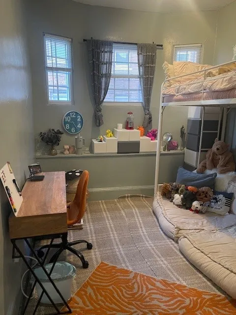 3 bed, 1 bath apartment for rent at 186 Naples Rd Unit 1, North Brookline — photo 6 of 10
