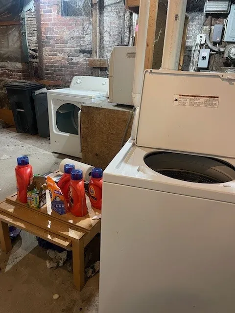 3 bed, 1 bath apartment for rent at 186 Naples Rd Unit 1, North Brookline — photo 3 of 10