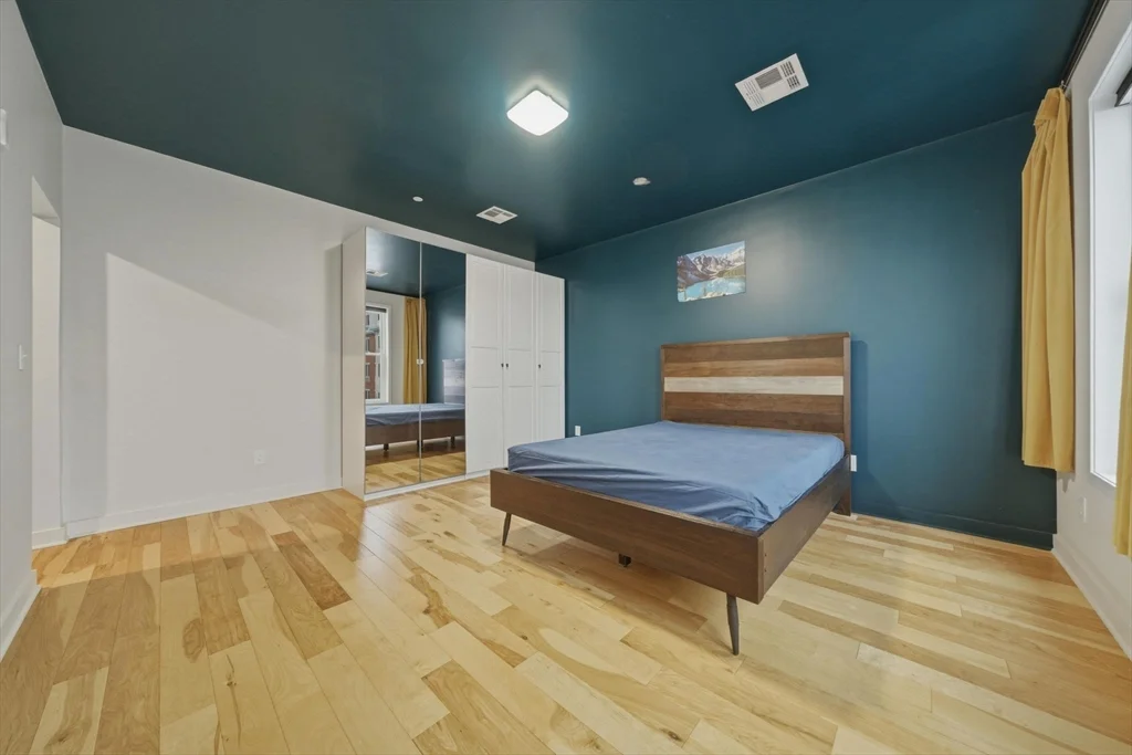 2 bed, 2 bath apartment for rent at 186 Paris St Unit 1, East Boston — photo 14 of 18