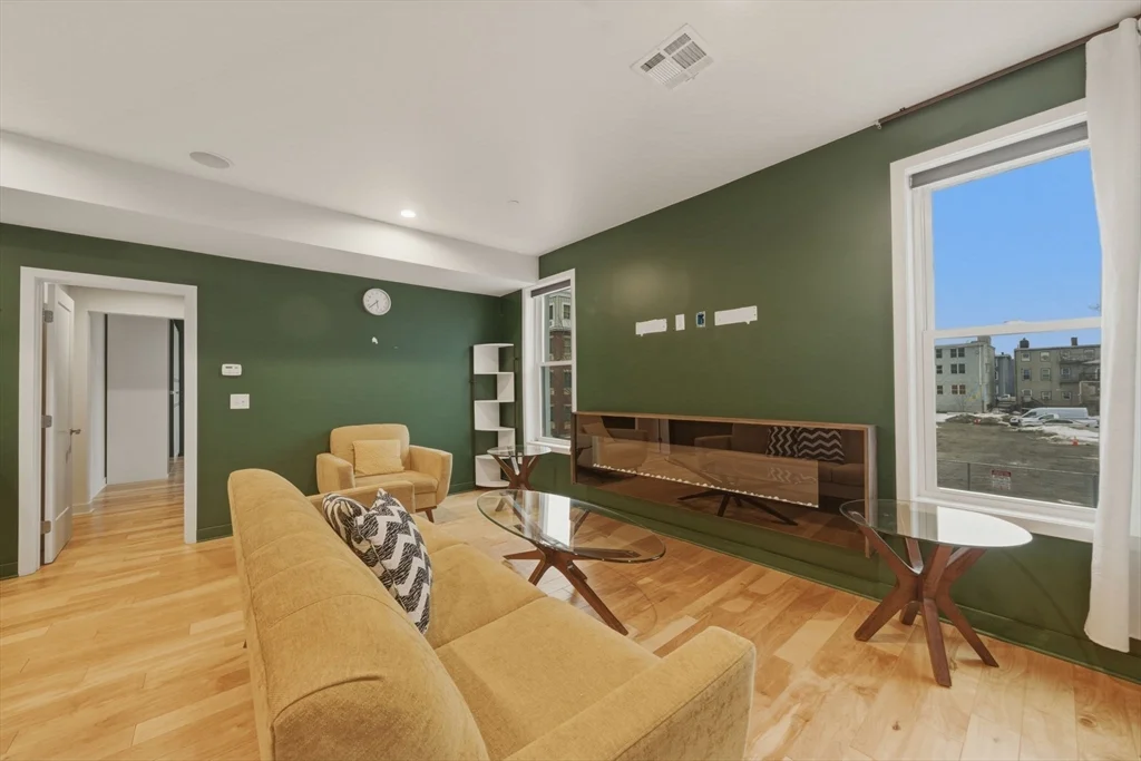 2 bed, 2 bath apartment for rent at 186 Paris St Unit 1, East Boston — photo 12 of 18