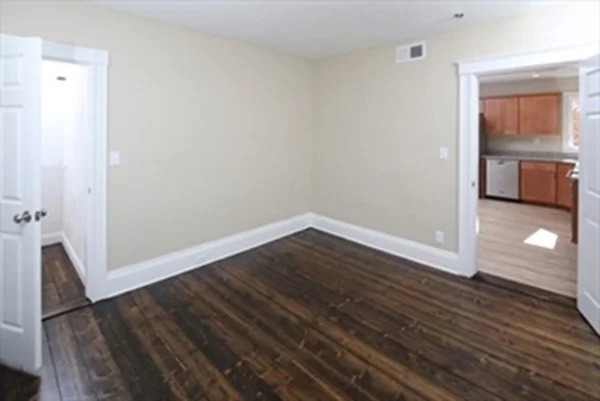 3 bed, 1 bath apartment for rent at 186 Plymouth St Unit 3, Abington — photo 7 of 12