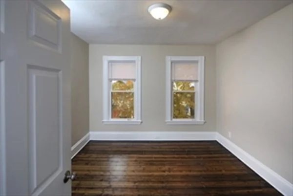 3 bed, 1 bath apartment for rent at 186 Plymouth St Unit 3, Abington — photo 8 of 12