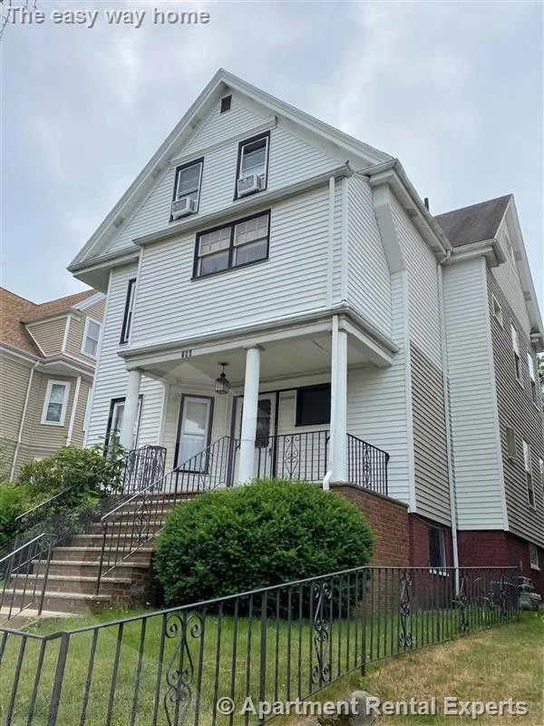 2 bed, 2 bath apartment for rent at 186 Powder House Blvd Unit 2 (1BR, 1 Bath), Teele Square — photo 1 of 8