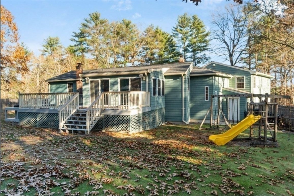 4 bed, 2 bath apartment for rent at 186 Ridge, Millis — photo 18 of 21