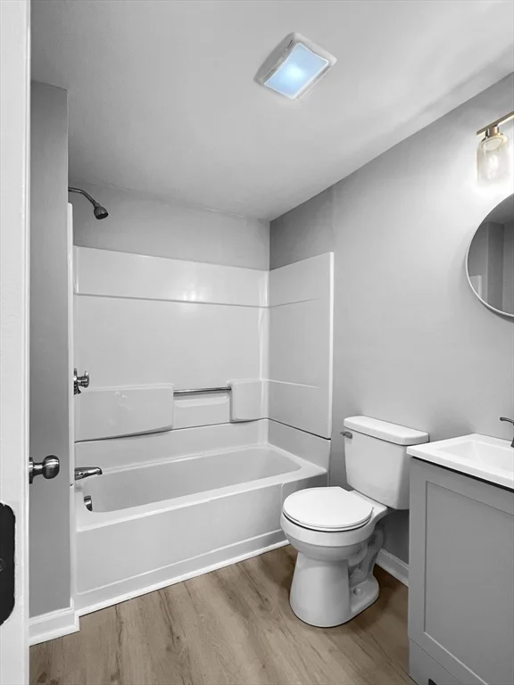 2 bed, 1 bath apartment for rent at 186 Rodman St Unit 2, Fall River — photo 6 of 6
