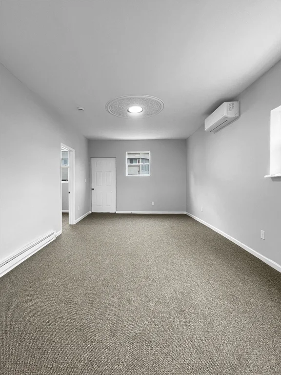 2 bed, 1 bath apartment for rent at 186 Rodman St Unit 2, Fall River — photo 3 of 6