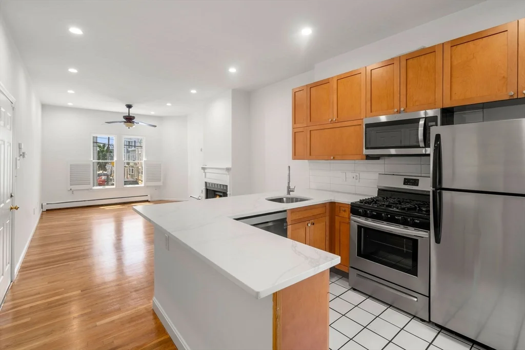 2 bed, 2 bath apartment for rent at 186 7th St Unit 1F, South Boston — photo 2 of 23