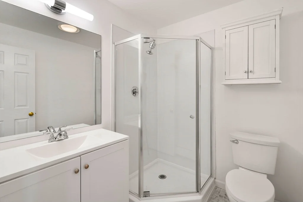 2 bed, 2 bath apartment for rent at 186 7th St Unit 1F, South Boston — photo 14 of 23