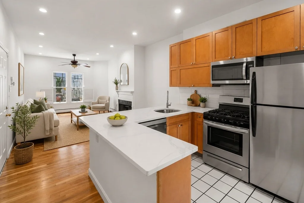 2 bed, 2 bath apartment for rent at 186 W 7th St Unit A, South Boston