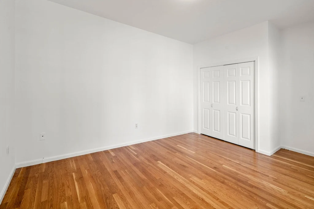 2 bed, 2 bath apartment for rent at 186 W 7th St Unit A, South Boston — photo 12 of 23