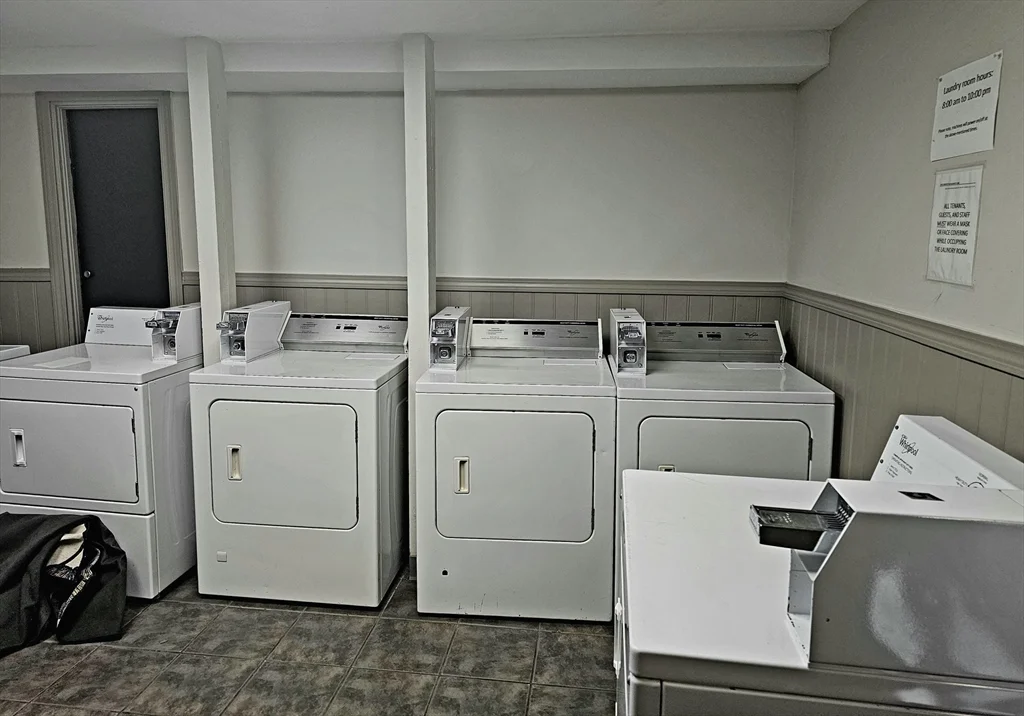 1 bed, 1 bath apartment for rent at 1862-1870 Beacon St Unit 4-09, Brighton — photo 18 of 18