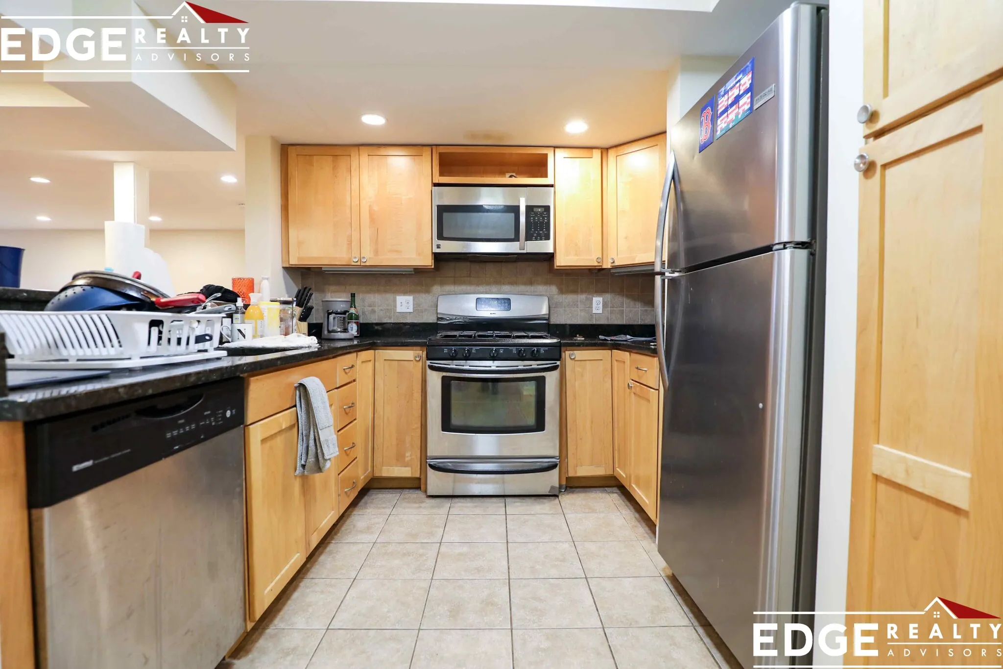 3.5 bed, 2 bath apartment for rent at 1864 Commonwealth Ave Unit A, Brighton — photo 4 of 10