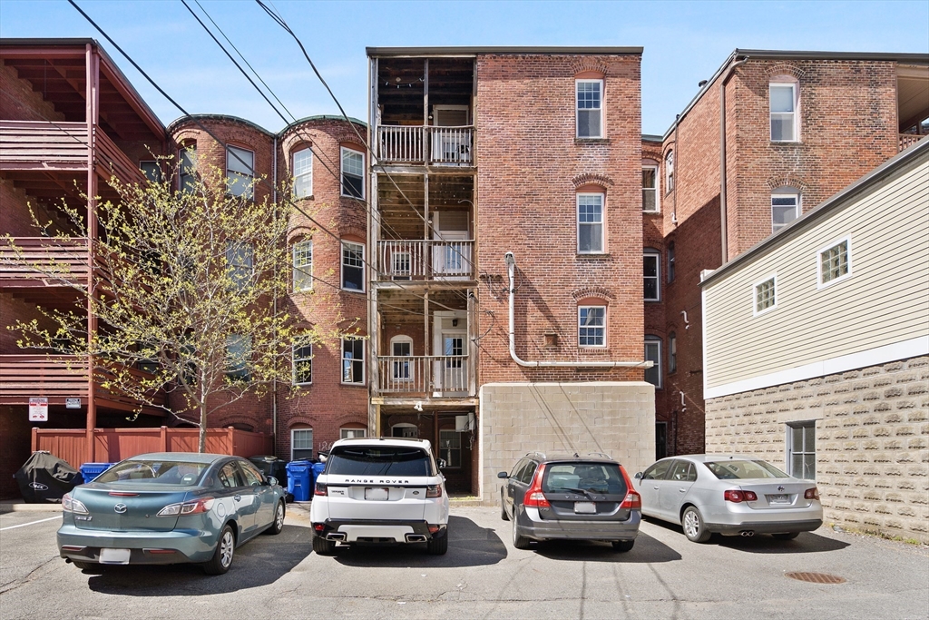 2 bed, 2 bath apartment for rent at 1867 Beacon St Unit 1B, Brookline — photo 16 of 16