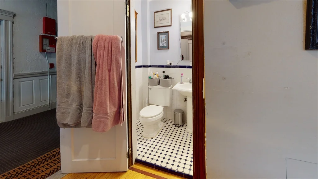 1 bed, 1 bath apartment for rent at 1868 Commonwealth Ave Unit 2, Brighton — photo 6 of 7