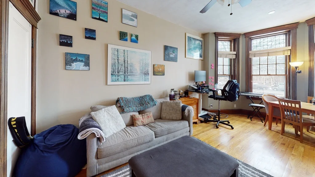 1 bed, 1 bath apartment for rent at 1868 Commonwealth Ave Unit 2, Brighton — photo 1 of 7
