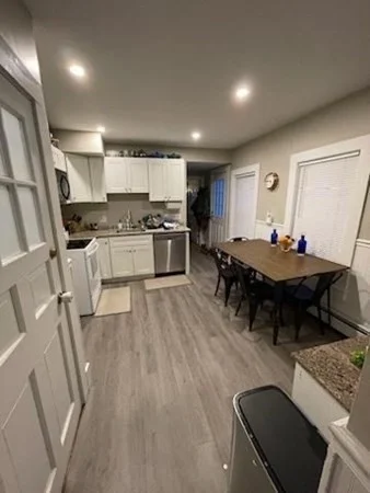3 bed, 1 bath apartment for rent at 187 Beach St Unit 2, Marlborough — photo 6 of 7