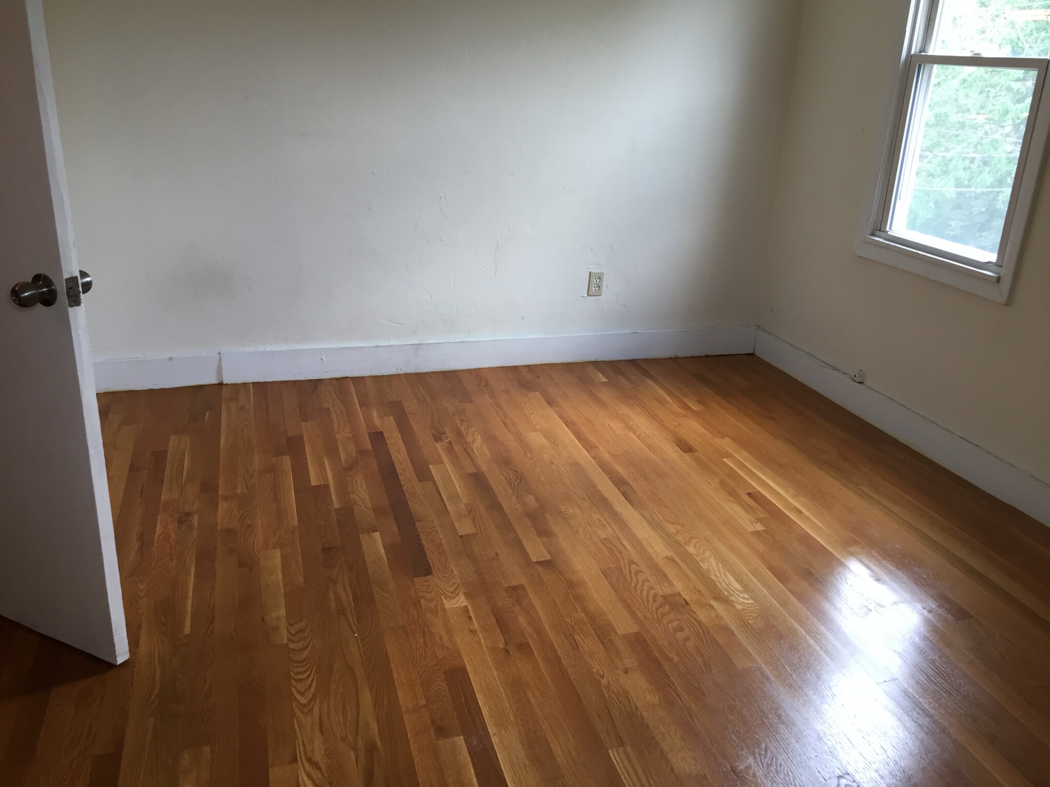 2 bed, 1 bath apartment for rent at 187 Beacon St Unit 3, Ward Two — photo 2 of 10
