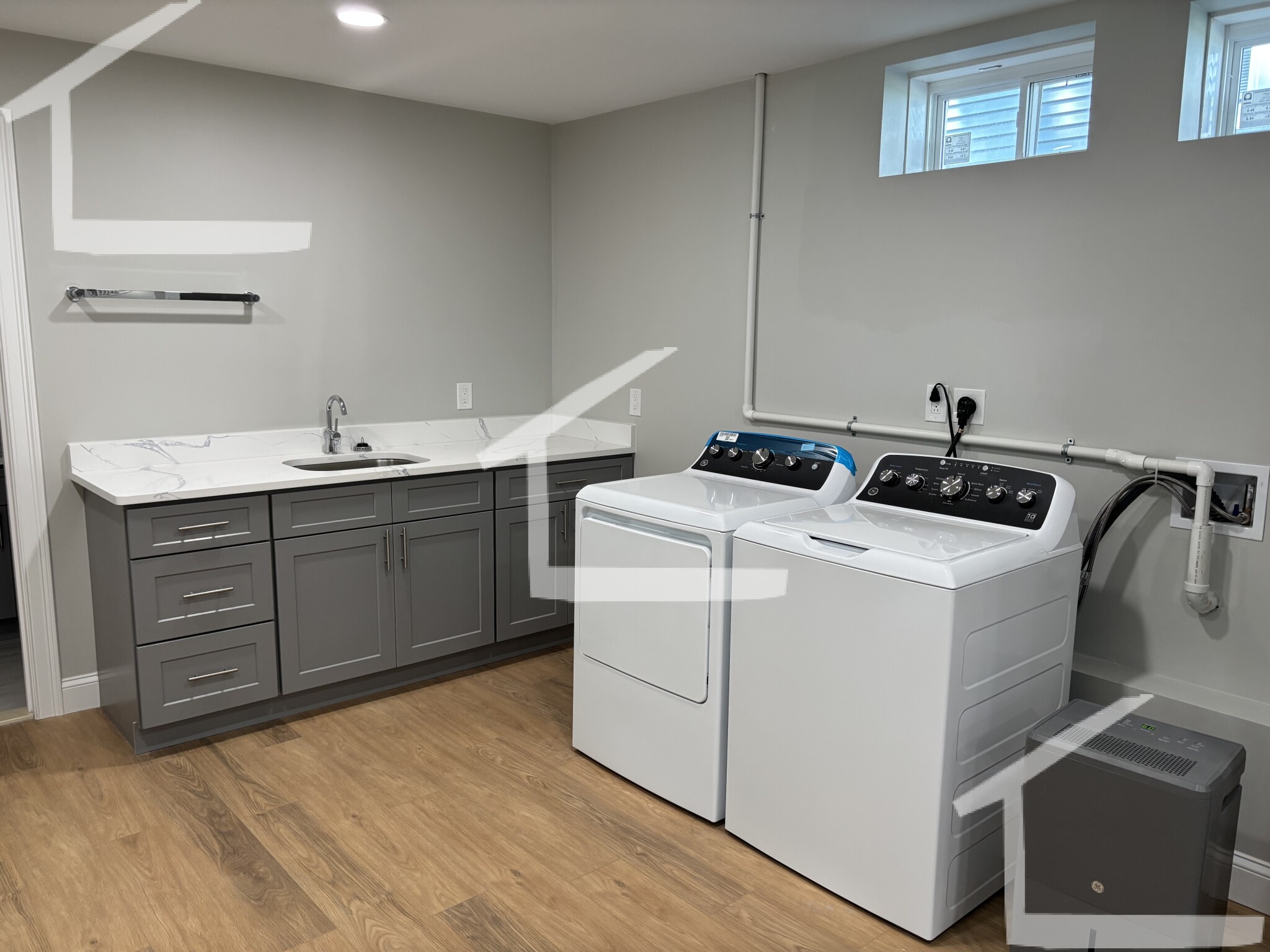 4 bed, 2.5 bath apartment for rent at 187 Calumet St Unit 1, Mission Hill — photo 2 of 12